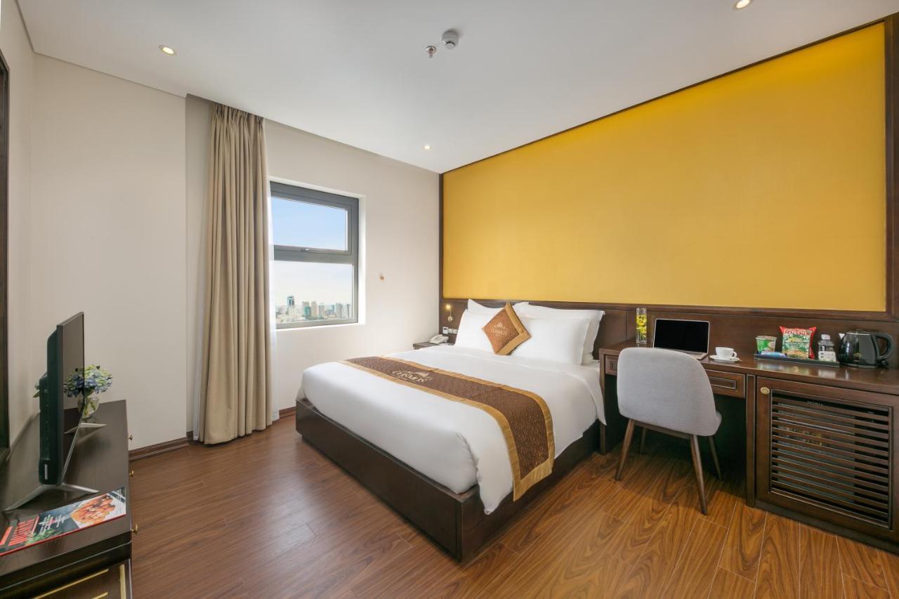 Cosmos Hotel Danang Екстериор снимка