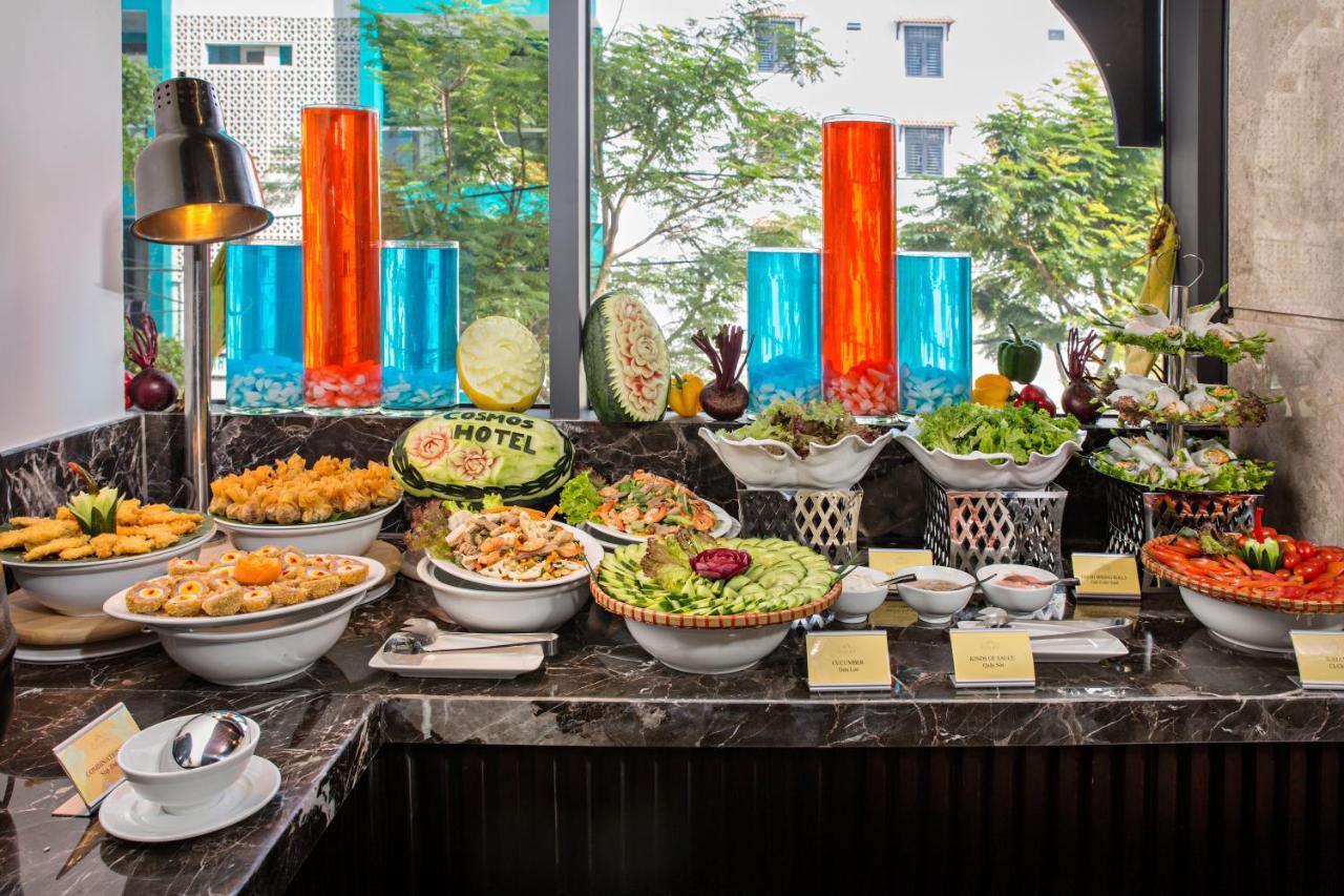 Cosmos Hotel Danang Екстериор снимка