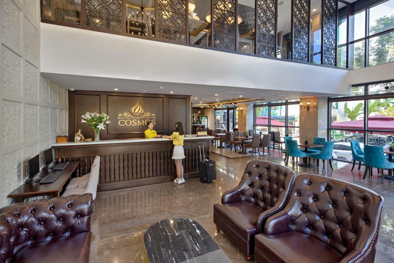 Cosmos Hotel Danang Екстериор снимка