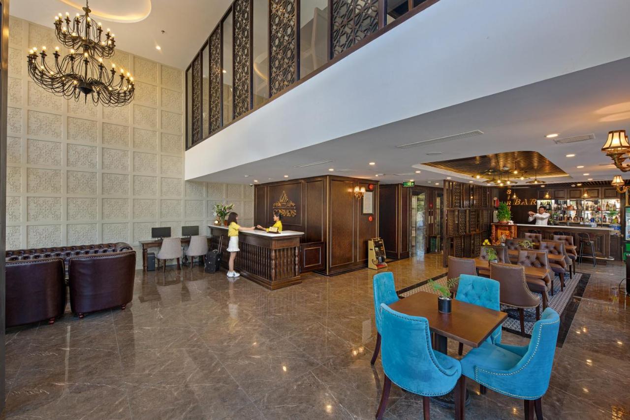 Cosmos Hotel Danang Екстериор снимка